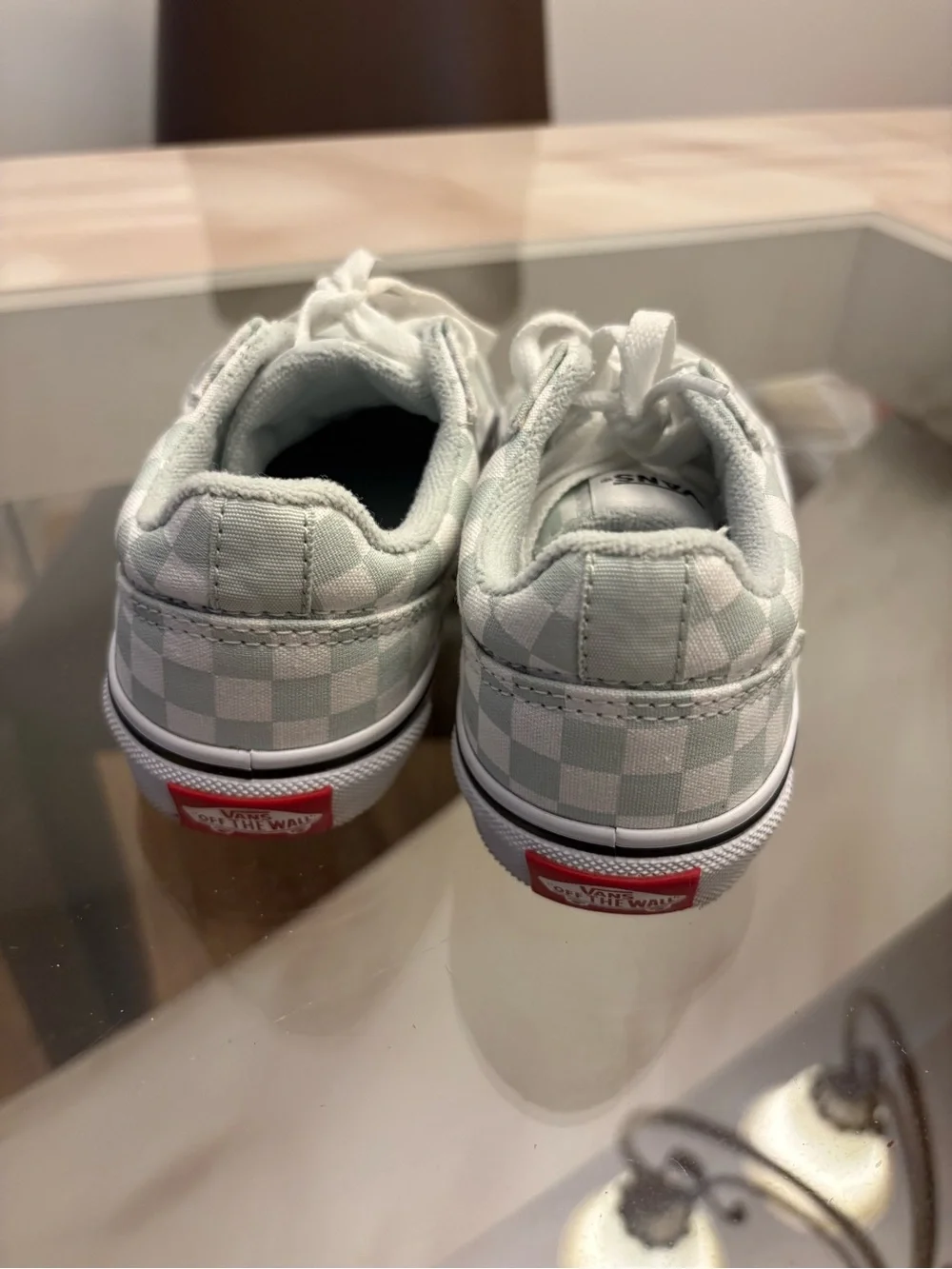 Vans kids seldan canvas light blue and white checkered size 13